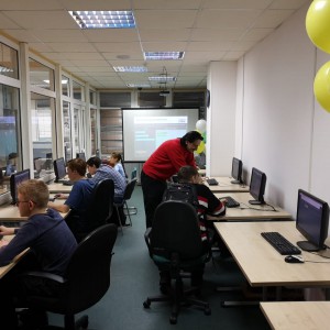 Северный город Норильск приглашает в KIBERone - КИБЕРшкола программирования для детей, компьютерные курсы для школьников, начинающих и подростков - KIBERone г. Санкт-Петербург